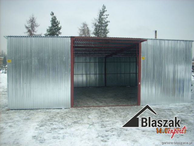 Garaż ocynkowany wielostanowiskowy - (9 m x 7 m)