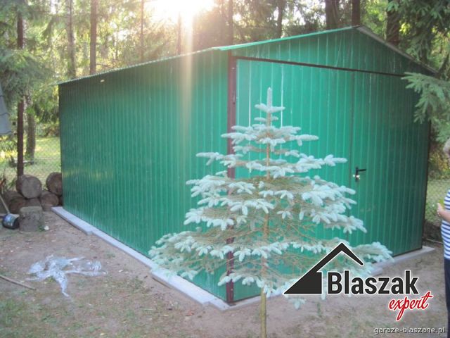 Garaż akrylowy - (3 m x 5.5 m)