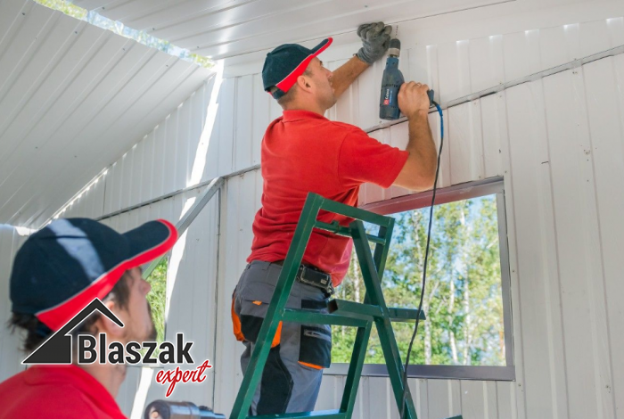 Jak wygląda transport garażu blaszanego? Jak przewieść/przenieść blaszaka?