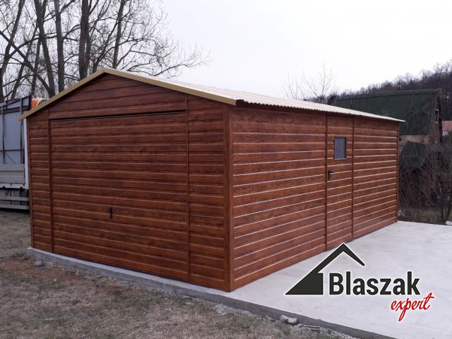 Garaż drewnopodobny złoty dąb - (4 m x 5,5 m)