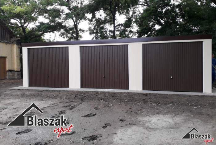 Z czego wynika przewaga garaży blaszanych nad murowanymi?