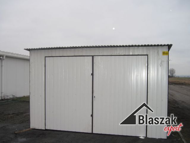 Garaż akrylowy - (5 m x 5 m)