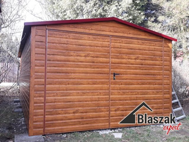 Garaż drewnopodobny brama dwuskrzydłowa - (4 m x 5 m)