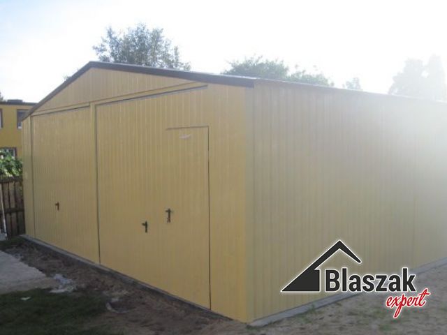 Garaż akrylowy - (7 m x 7 m)