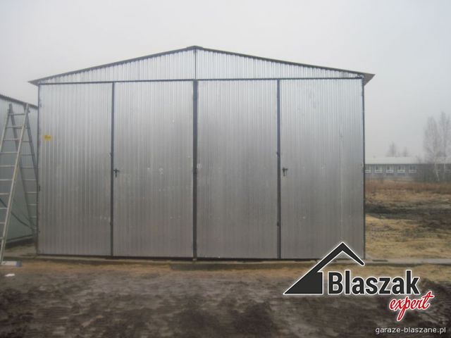 Garaż ocynkowany - (6 m x 8 m)