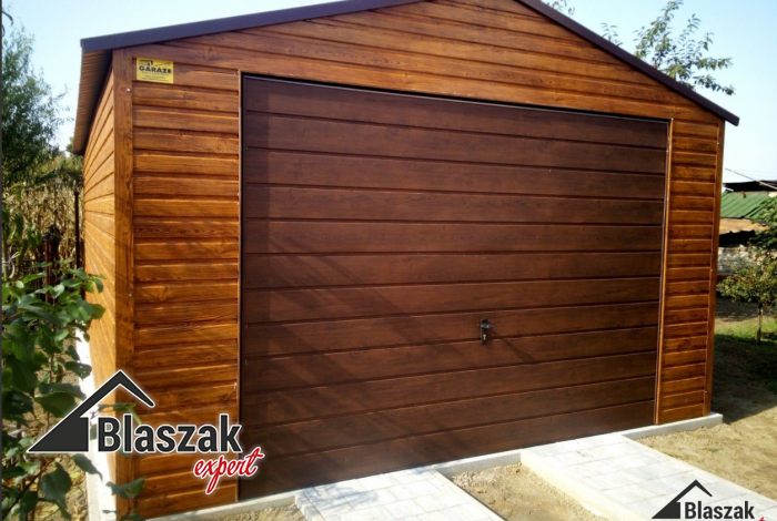 Tani i solidny, czyli zalety garaży blaszanych - "blaszaków"