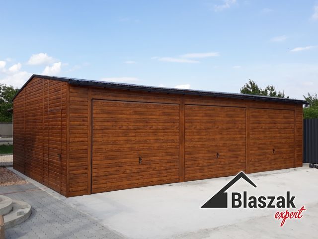 Garaż drewnopodobny trójstanowiskowy - (10 m x 6 m)