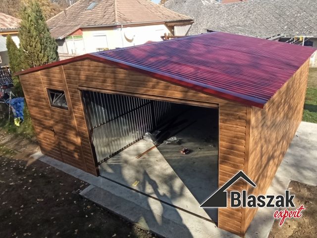 Garaż drewnopodobny - dach wiśnia - 6m x 6m