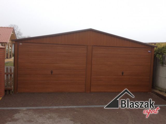 Garaż drewnopodobny dwustanowiskowy - (6 m x 6 m)