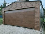 Garaż drewnopodobny z bramą segmentową 5m - (6 m x 6 m)