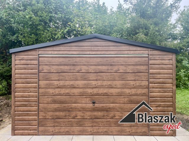 Garaż drewnopodobny złoty dąb czarny dach - (4 m x 6 m)